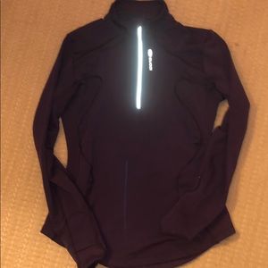 Warm workout long-sleeved top